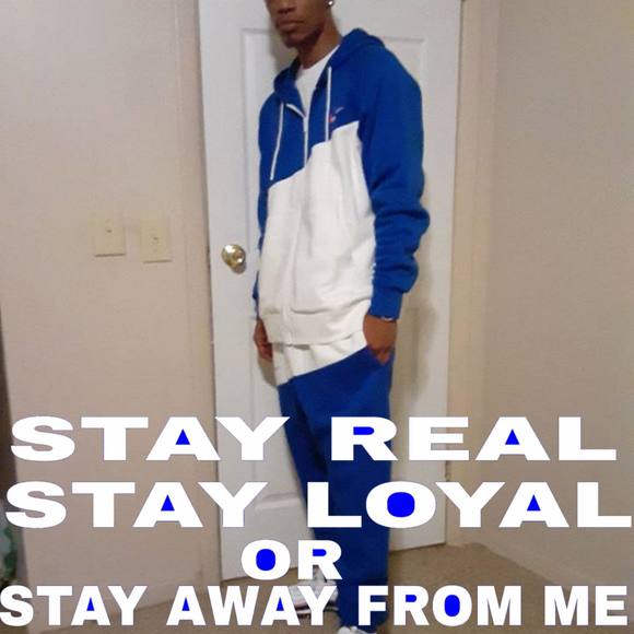 Meet your Posher, Dee - Picture 1 of 1